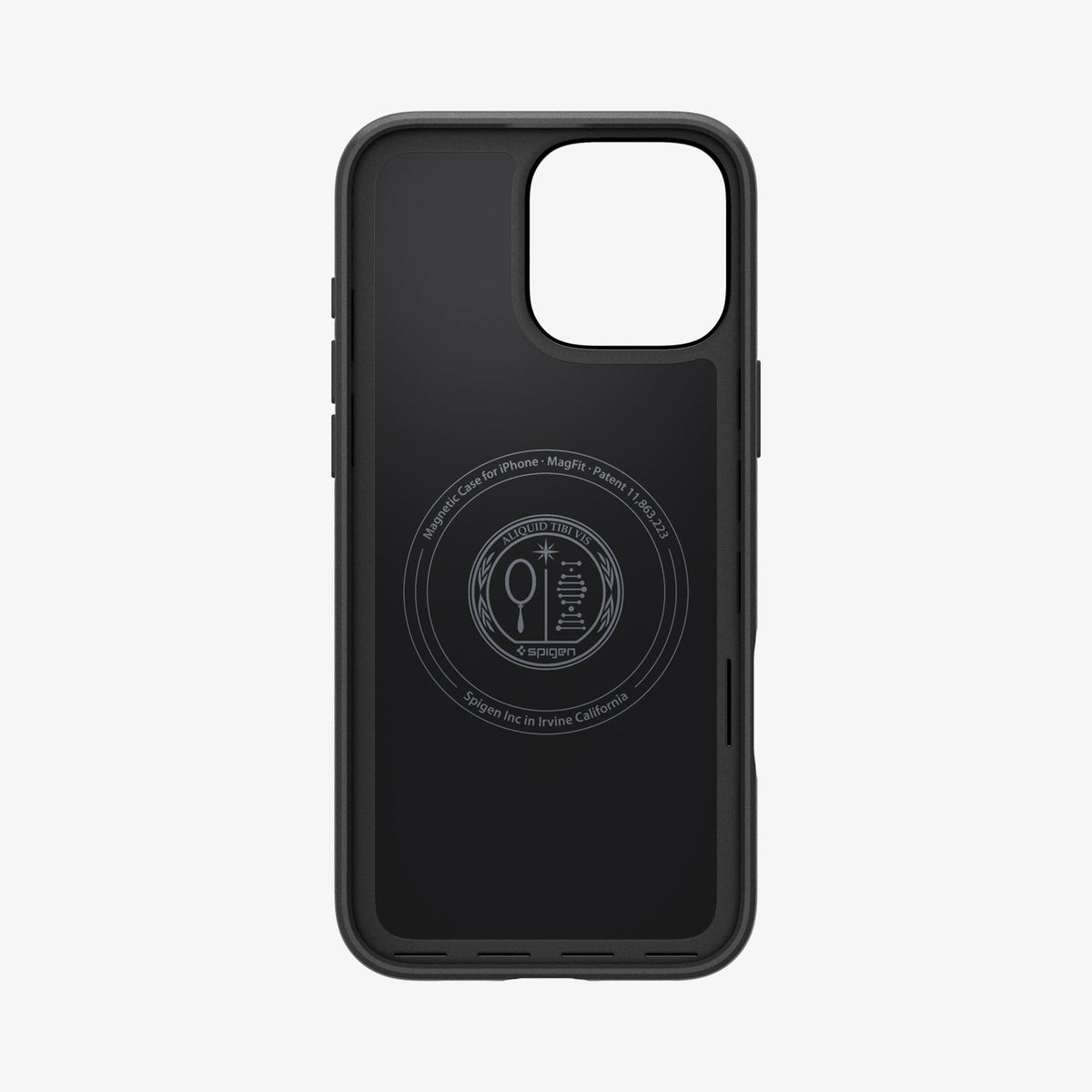 ACS08106 - iPhone 16 Pro Case Thin Fit (MagFit) in Black showing the inner case
