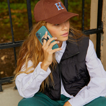 AMP09028 - MagSafe Phone Holder Nano Pop (MagFit) in Blueberry Navy showing a person holding the phone comfortably with phone holder