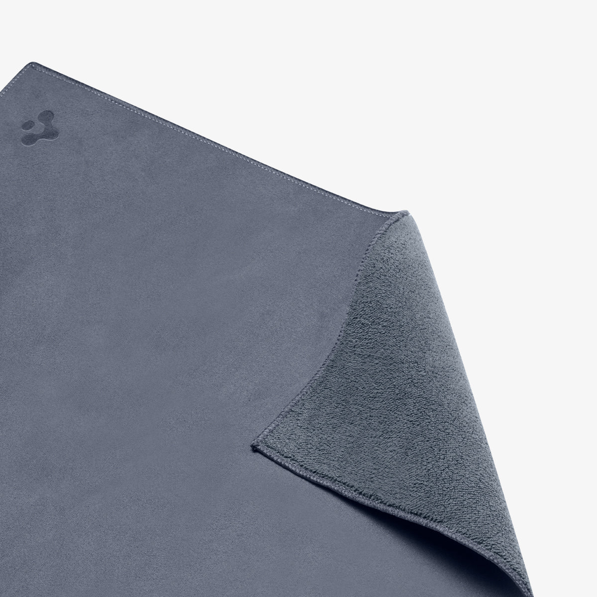 ACP08850 - Car Cleaning Kit | TO280 showing the double-sided towel suede on one side and microfiber on the other for safe use on all surfaces