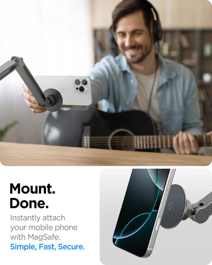 AMP09694 - Phone OneTap Clamp (MagFit) in Space Gray showing mount done