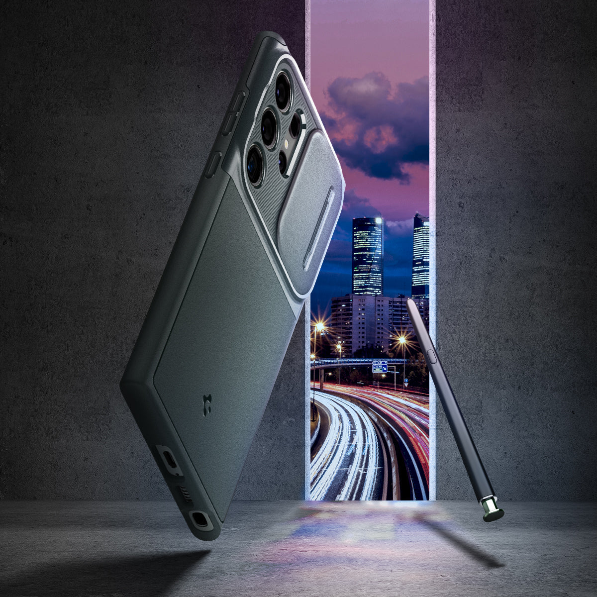 ACS06081 - Galaxy S23 Ultra Case Optik Armor in abyss green showing shine city and phone with the pen.