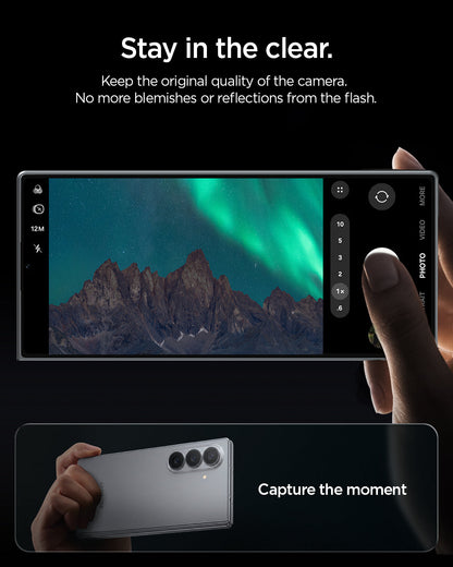 AGL09584 - Galaxy Z Flip 8 Series - Optik Pro EZ Fit showing a photo taken with the Galaxy Z Flip 8's camera showing a clear aurora and mountain landscape