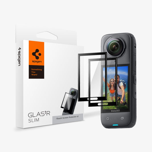 AGL09309 - X4 Insta360 Glas.tR SLIM in Black showing 2 screen protector hovering in front of the device and beside is the packaging